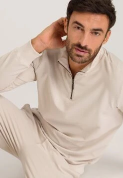 HANRO Natural Living - Sweater - Pumice 11 HANRO Natural Living - Sweater - Pumice -Herenkleding Winkel 0e64e137434b4d3cb07a5c0bc731e089