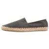 Pier One Espadrilles - Grey 2 Pier One Espadrilles - Grey -Herenkleding Winkel 0ea04fc32ec34e2fbbefd3430809b363