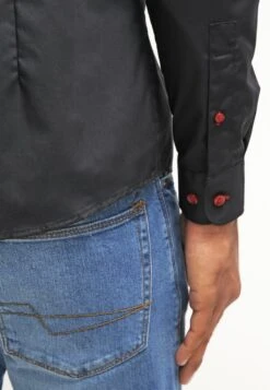 Pier One Overhemd - Black/Red 12 Pier One Overhemd - Black/Red -Herenkleding Winkel 1cc26882c4194d1486a01c69112de5b1