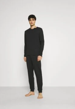 Pier One Pyjama - Black -Herenkleding Winkel 1dcc3565a04b4ec1b2fda5221a610a51