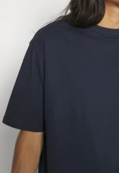 YOURTURN 3Pack Unisex - T-Shirt Basic - Olive, Beige, Dark Blue 17 YOURTURN 3Pack Unisex - T-Shirt Basic - Olive, Beige, Dark Blue -Herenkleding Winkel 1e075a2d112d48c99ff250af538b6565