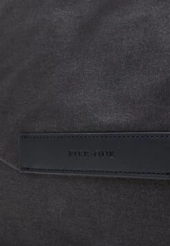 Pier One Schoudertas - Black 11 Pier One Schoudertas - Black -Herenkleding Winkel 350f8e778dcf46268b5d31283848cea8