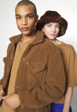 YOURTURN 3Pack Unisex - T-Shirt Basic - Light Green/Lilac/Light Brown 15 YOURTURN 3Pack Unisex - T-Shirt Basic - Light Green/Lilac/Light Brown -Herenkleding Winkel 376c0de2411d41378982c38f7242bbaf