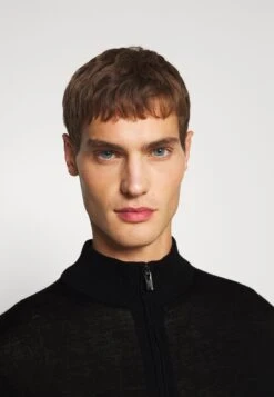 Emporio Armani Cardigan - Vest - Nero -Herenkleding Winkel 39b112738dfd46ca80ea804faf62f3ef