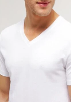 Pier One 2 Pack - T-Shirt Basic - White/Black 12 Pier One 2 Pack - T-Shirt Basic - White/Black -Herenkleding Winkel 3d5015223ce5444ba04d1399d153510c