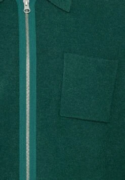 SAMSØE SAMSØE Guna Zip- Vest - Rain Forest 7 SAMSØE SAMSØE Guna Zip- Vest - Rain Forest -Herenkleding Winkel 4e2ec1ec29ed4b029c7af413225e1444