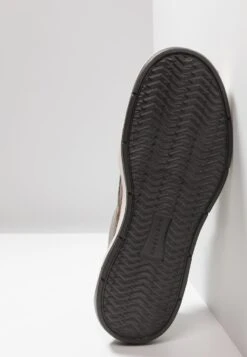 Skechers Moreno - Sneakers Laag - Taupe -Herenkleding Winkel 6ea3e5982b3a4b8b917daac804967e26