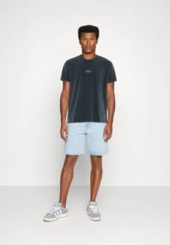 Kaotiko Washed Free Your Mind Unisex - T-Shirt Print - Navy -Herenkleding Winkel 73bbddcf60f04511a7755858d233dc6d