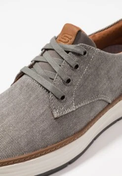 Skechers Moreno - Sneakers Laag - Taupe -Herenkleding Winkel 804e7df7e19a4aada0902a8eeb114807