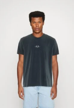 Kaotiko Washed Free Your Mind Unisex - T-Shirt Print - Navy -Herenkleding Winkel 8445691bcb084f6dac138665a3618f87