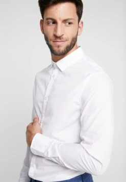 Pier One 2 Pack - Zakelijk Overhemd - White 11 Pier One 2 Pack - Zakelijk Overhemd - White -Herenkleding Winkel 904cef72816b425da821170568e562cd