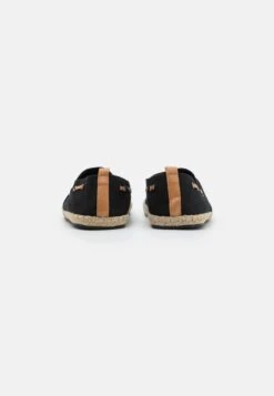 Pier One Espadrilles - Black 10 Pier One Espadrilles - Black -Herenkleding Winkel 93956be1d89c4c879aef60fde003ab72
