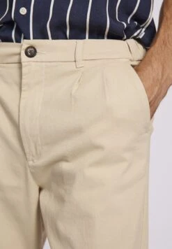 Redefined Rebel Jacko - Chino - Sandshell -Herenkleding Winkel 97bfcf20417e4d5a9370e23fade21431