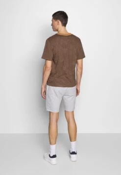 Pier One 2 Pack - Shorts -Light Grey /Black -Herenkleding Winkel a95507bb1b644136a259c68258b032f4