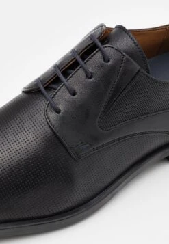 Lloyd Kelsan - Veterschoenen - Black/Pacific 13 Lloyd Kelsan - Veterschoenen - Black/Pacific -Herenkleding Winkel aa46766fe4b84cc0a5e57a224a0443aa