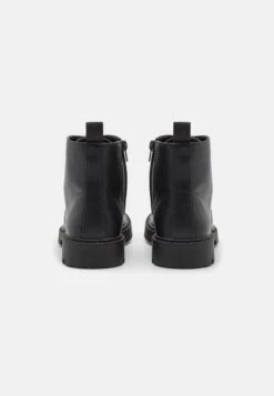Pier One Unisex - Veterboots - Black 10 Pier One Unisex - Veterboots - Black -Herenkleding Winkel b4bba21c5c5045809f9f89fdc8738ce6