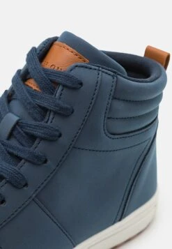 Pier One Sneakers Hoog - Dark Blue 13 Pier One Sneakers Hoog - Dark Blue -Herenkleding Winkel b7a06b0ec3fc4aac8f2688559d206507
