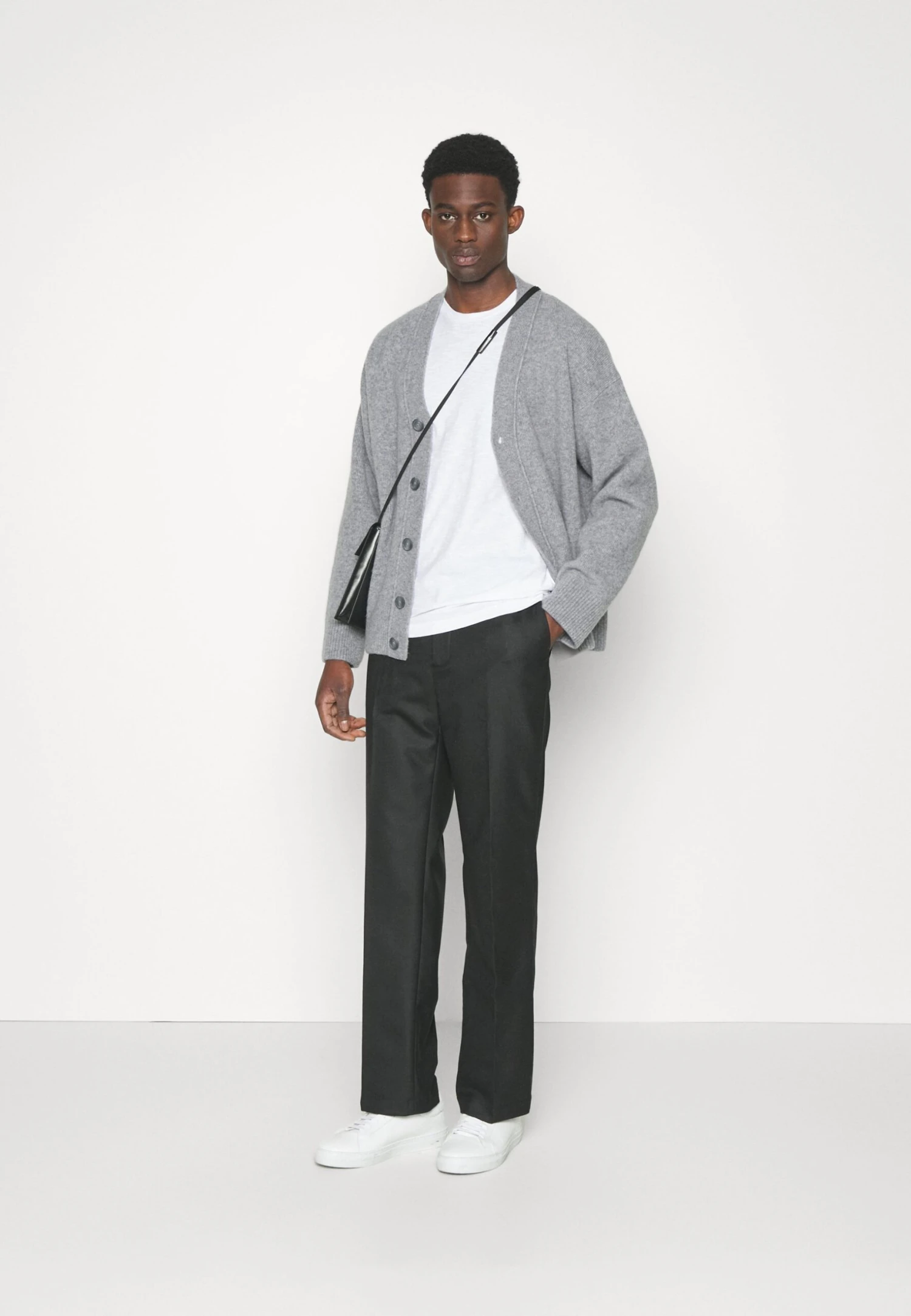 DRYKORN Eros - T-Shirt Basic - White 4 DRYKORN Eros - T-Shirt Basic - White - Afbeelding 2