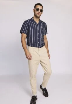 Redefined Rebel Jacko - Chino - Sandshell -Herenkleding Winkel c7a60835d14b4fb4b5b18b3cf8aede8d