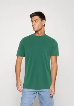 Pier One 7 Pack - T-Shirt Basic - Blue/Mottled Bordeaux/White 15 Pier One 7 Pack - T-Shirt Basic - Blue/Mottled Bordeaux/White -Herenkleding Winkel c8c373dad6944b61a87d69e516ca991f