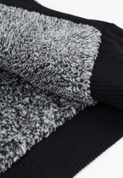 Slim Fit - Hoodie - Black 7 Slim Fit - Hoodie - Black -Herenkleding Winkel c8f44c7015a04ab4b84fe27c9c9c59d5