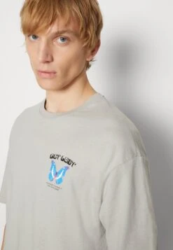 YOURTURN Get Lost Tee Unisex - T-Shirt Print - Grey 13 YOURTURN Get Lost Tee Unisex - T-Shirt Print - Grey -Herenkleding Winkel cc93eeecdcab4e609a0e74345f7665ba