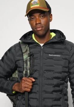 Peak Performance Argon Light Hood Jacket - Outdoorjas - Black 11 Peak Performance Argon Light Hood Jacket - Outdoorjas - Black -Herenkleding Winkel cf03bcc8fed046be99978f6ef29424c7