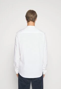 Pier One 2 Pack - Overhemd - White/Olive 10 Pier One 2 Pack - Overhemd - White/Olive -Herenkleding Winkel df19cc02f99342c9a0b8409e9ead6fb0