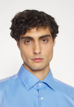 Boss Hank- Zakelijk Overhemd - Light Pastel Blue -Herenkleding Winkel e58ea85b16e145008d760932497ab86f