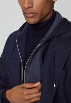 Hackett London Sports W Hooded Bib - Blazer - Navy Blue 14 Hackett London Sports W Hooded Bib - Blazer - Navy Blue -Herenkleding Winkel ebf2d88a839a473391c1214250fe81b6