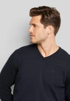 Bugatti V-Neck - Trui - Marine 12 Bugatti V-Neck - Trui - Marine -Herenkleding Winkel f25c605659624b9f80c49258fe859c33